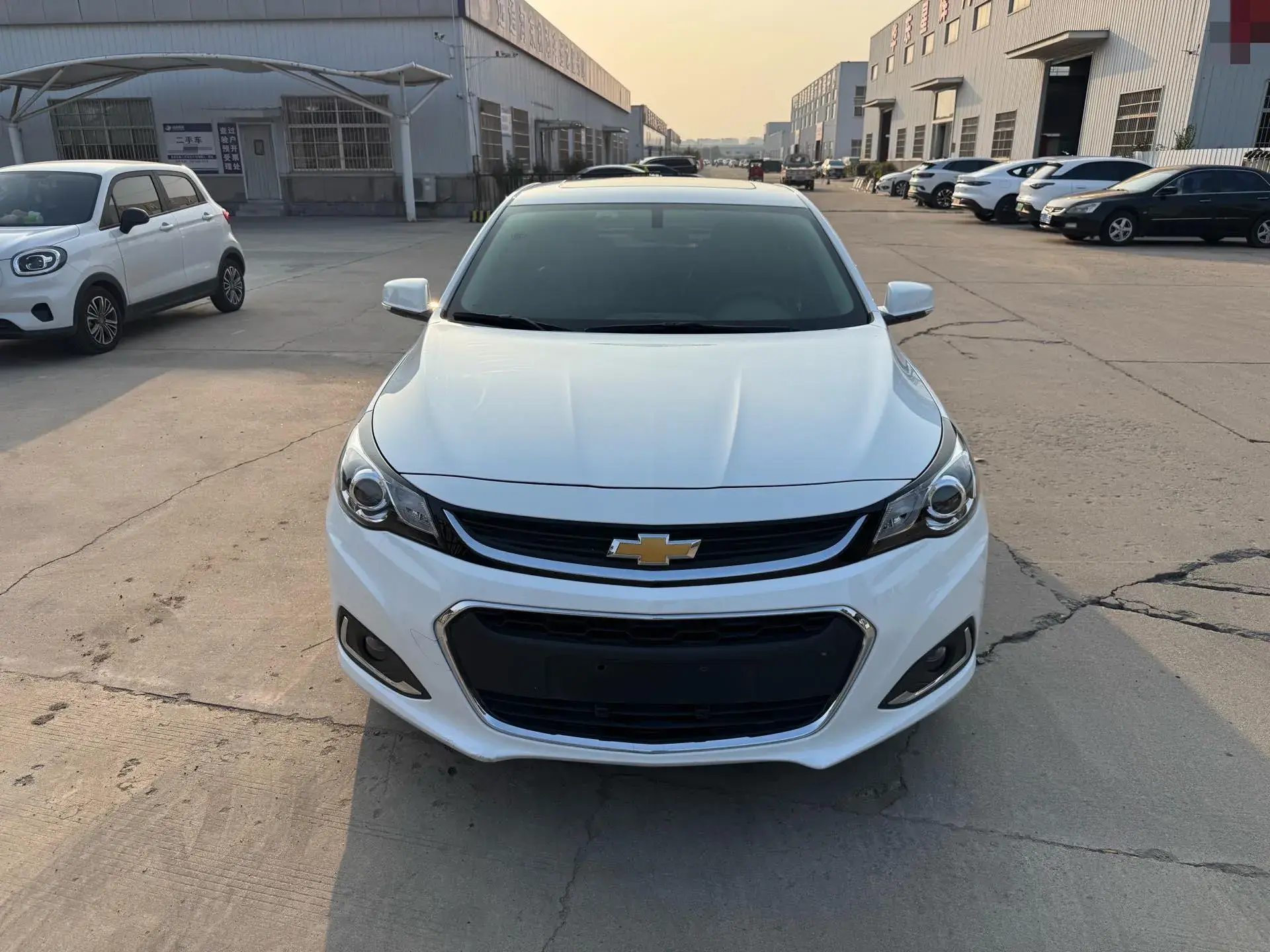 2018 CHEVROLET MALIBU thumbnail 2