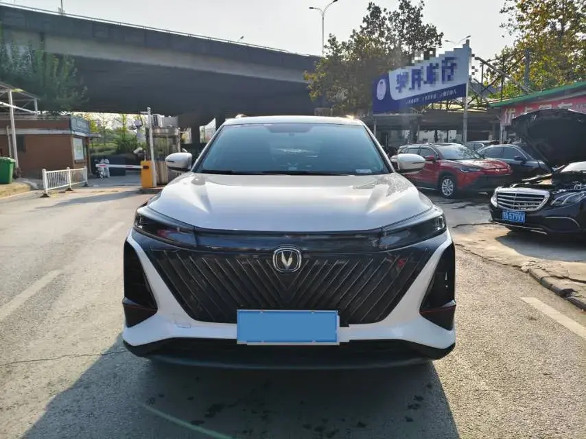 2022 CHANGAN CS75 thumbnail 3