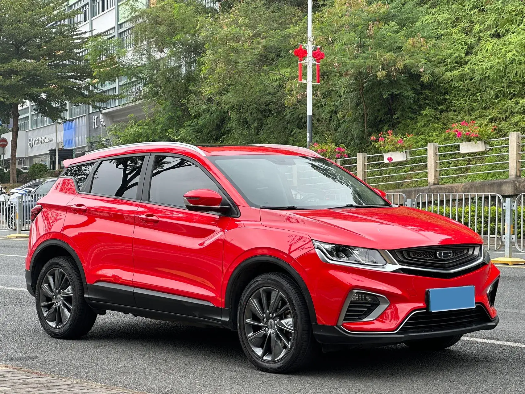 2020 GEELY COOLRAY thumbnail 2