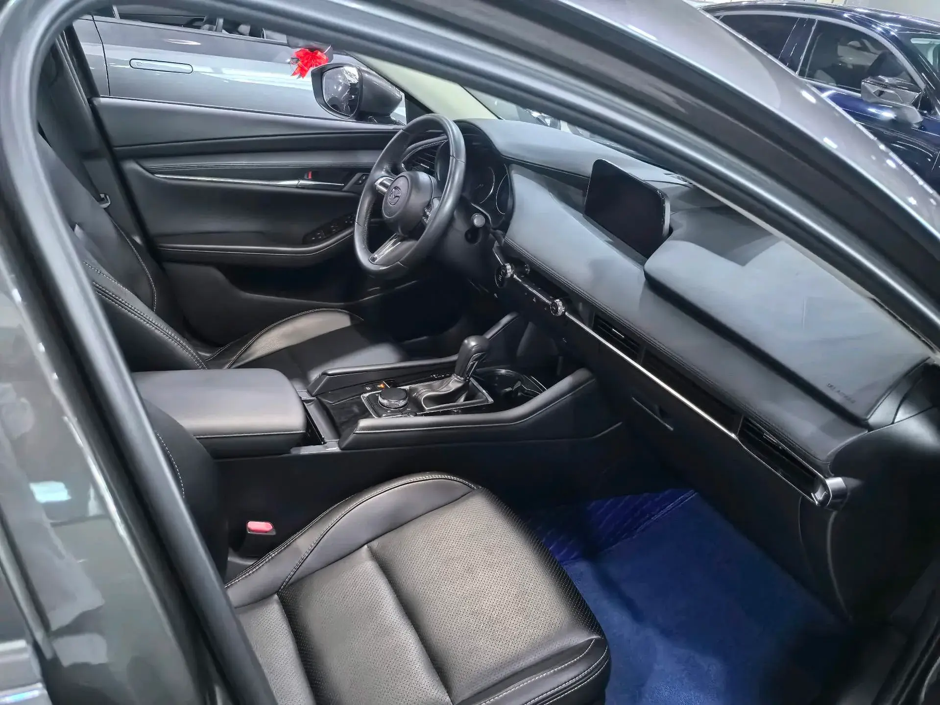 2020 MAZDA 3 thumbnail 4