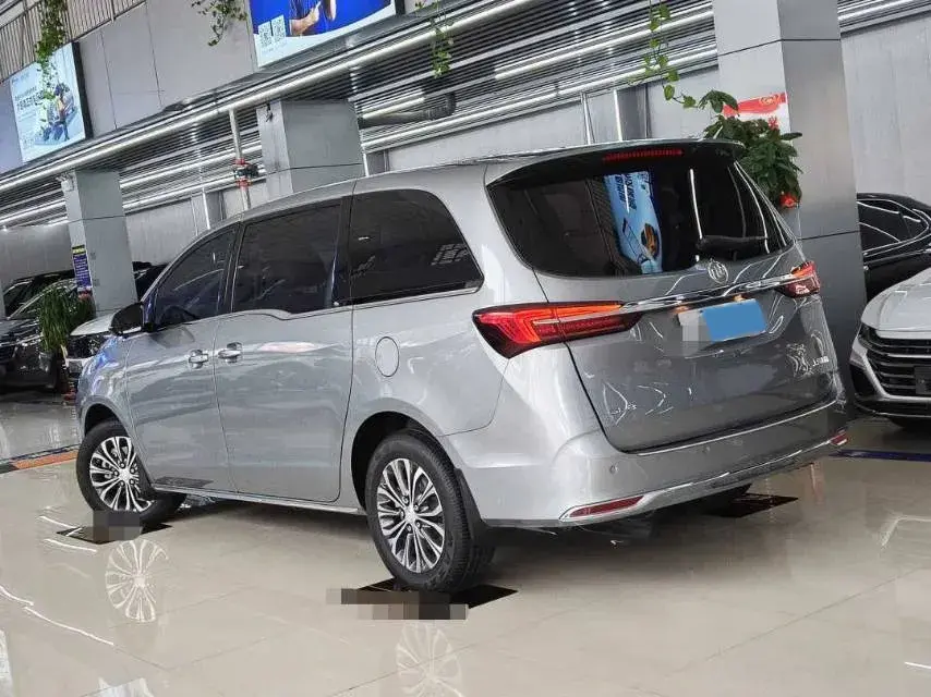 2023 BUICK GL8 thumbnail 3