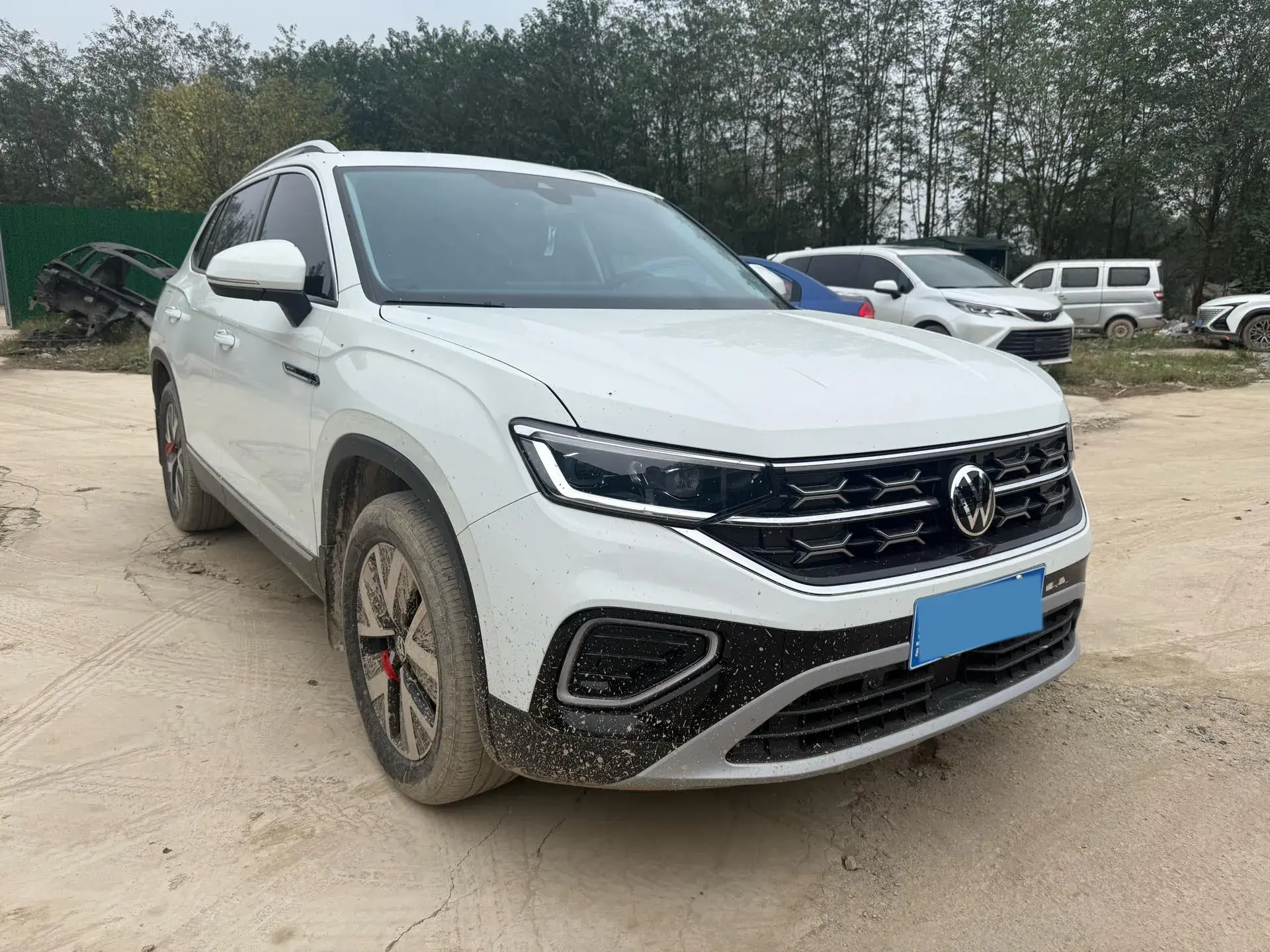 2024 VOLKSWAGEN TAYRON thumbnail 2