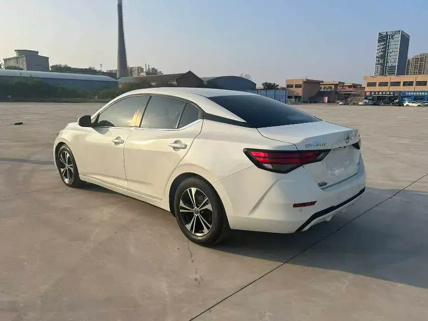 2020 NISSAN SYLPHY thumbnail 4