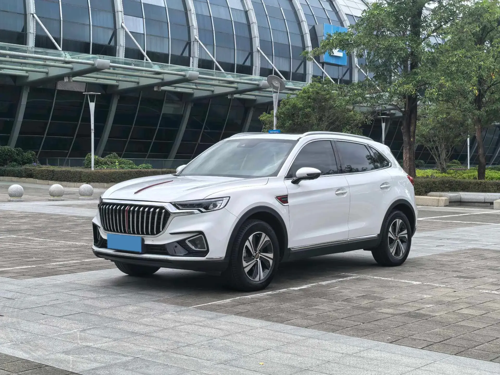 2019 HONGQI HS5 view 1