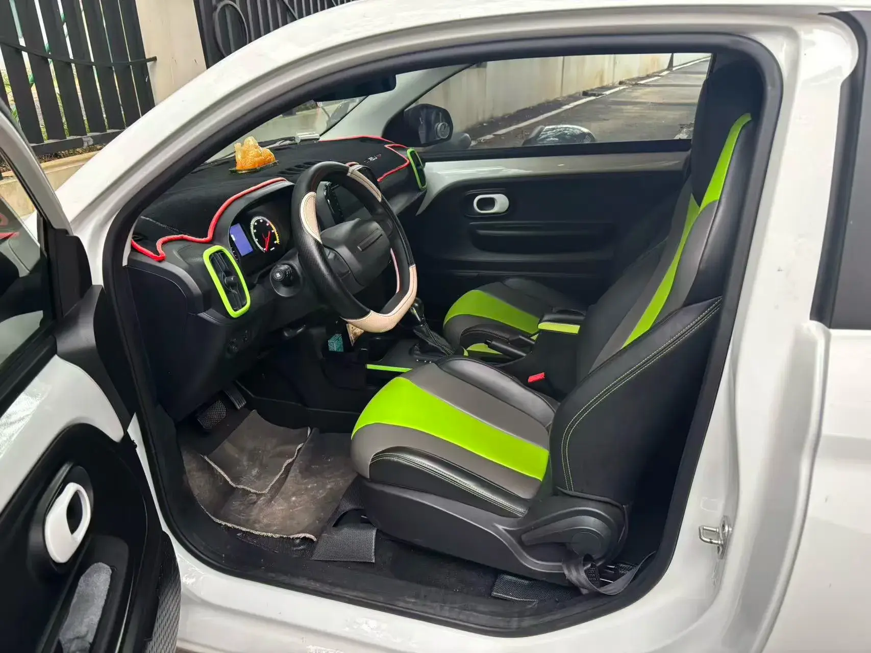 2021 ROEWE CLEVER thumbnail 2