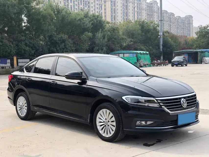 2019 VOLKSWAGEN LAVIDA thumbnail 3