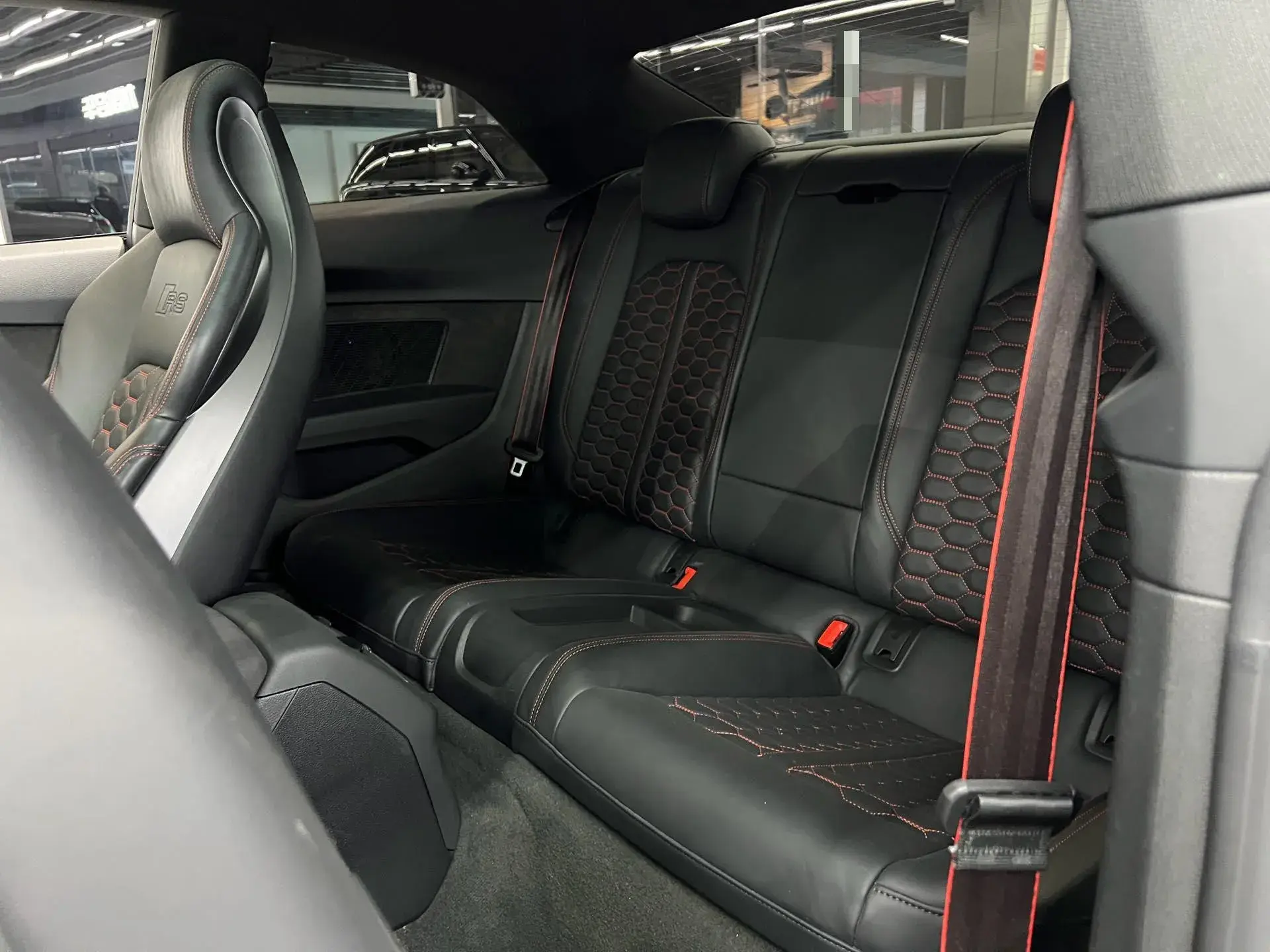 2021 AUDI RS thumbnail 4