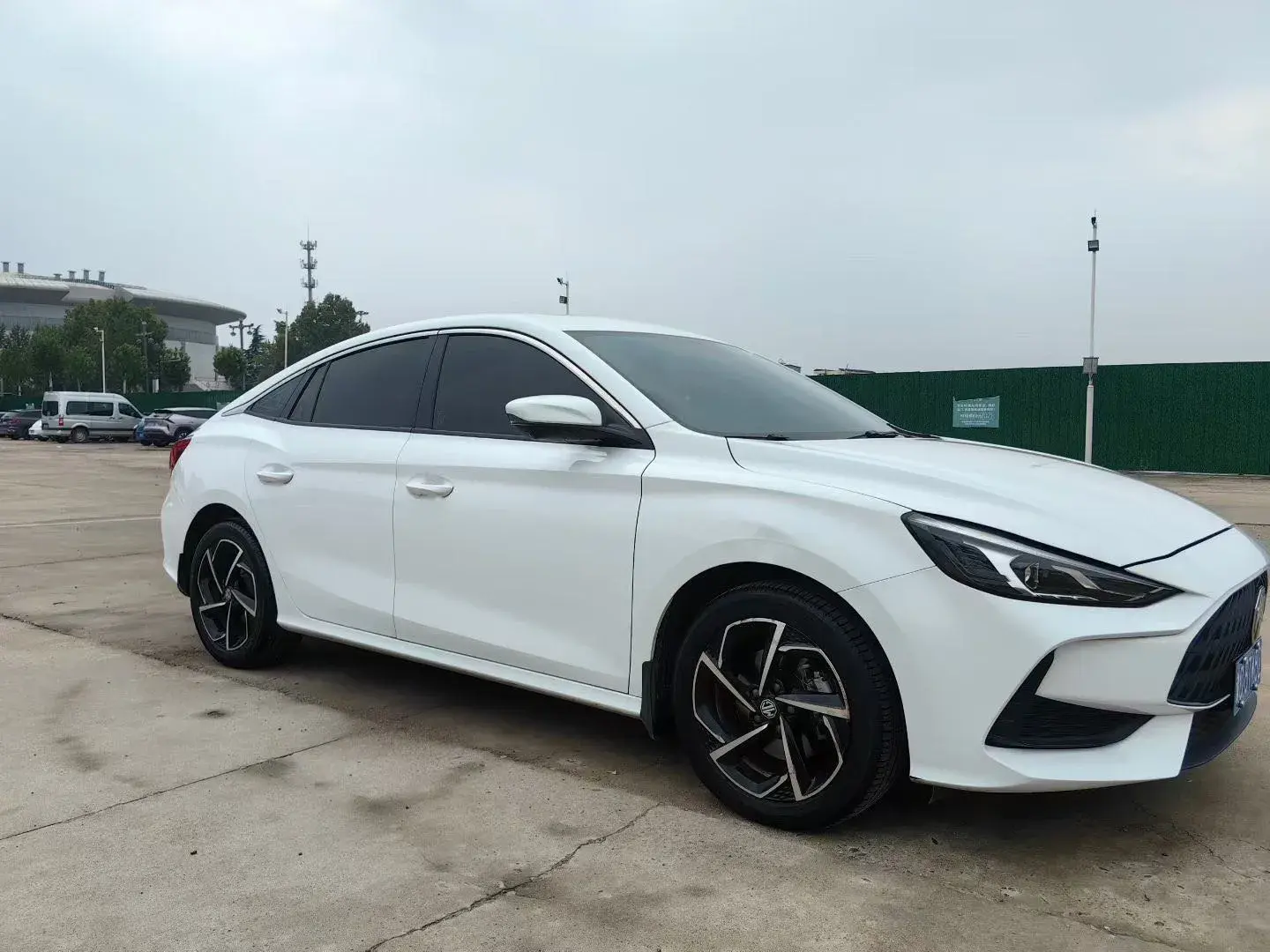 2021 MG 5 thumbnail 3