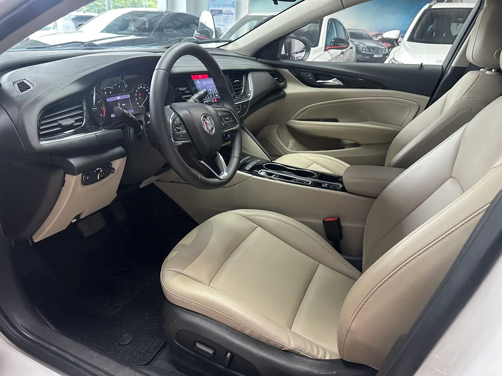 2020 BUICK REGAL thumbnail 4