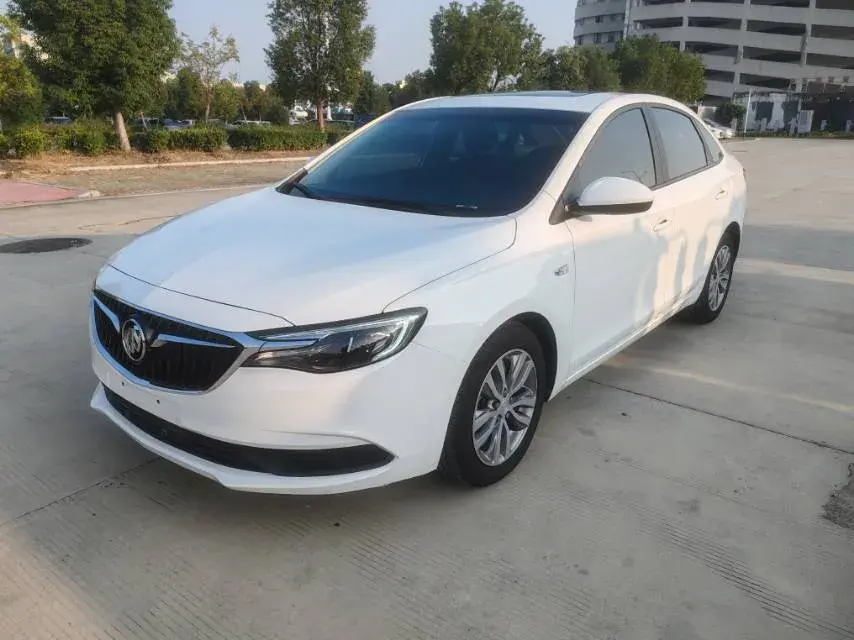 2021 BUICK EXCELLE view 1