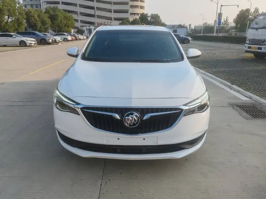 2021 BUICK EXCELLE thumbnail 2