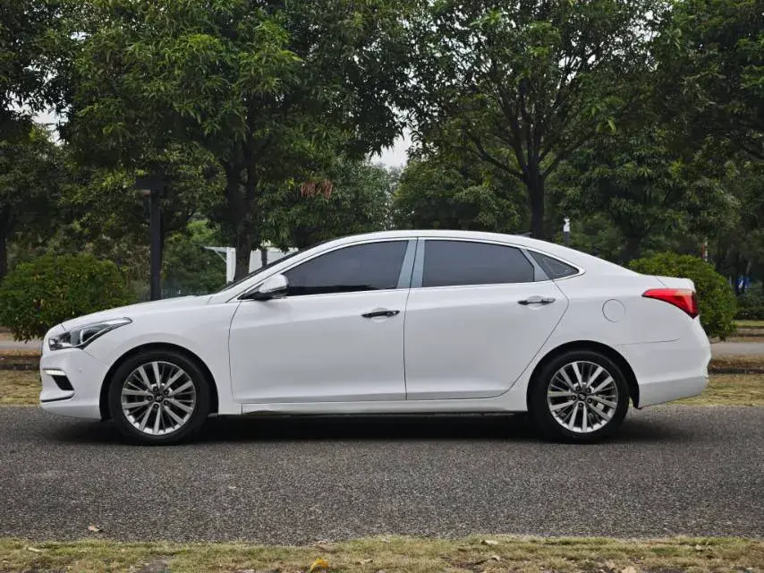 2017 HYUNDAI MISTRA thumbnail 4