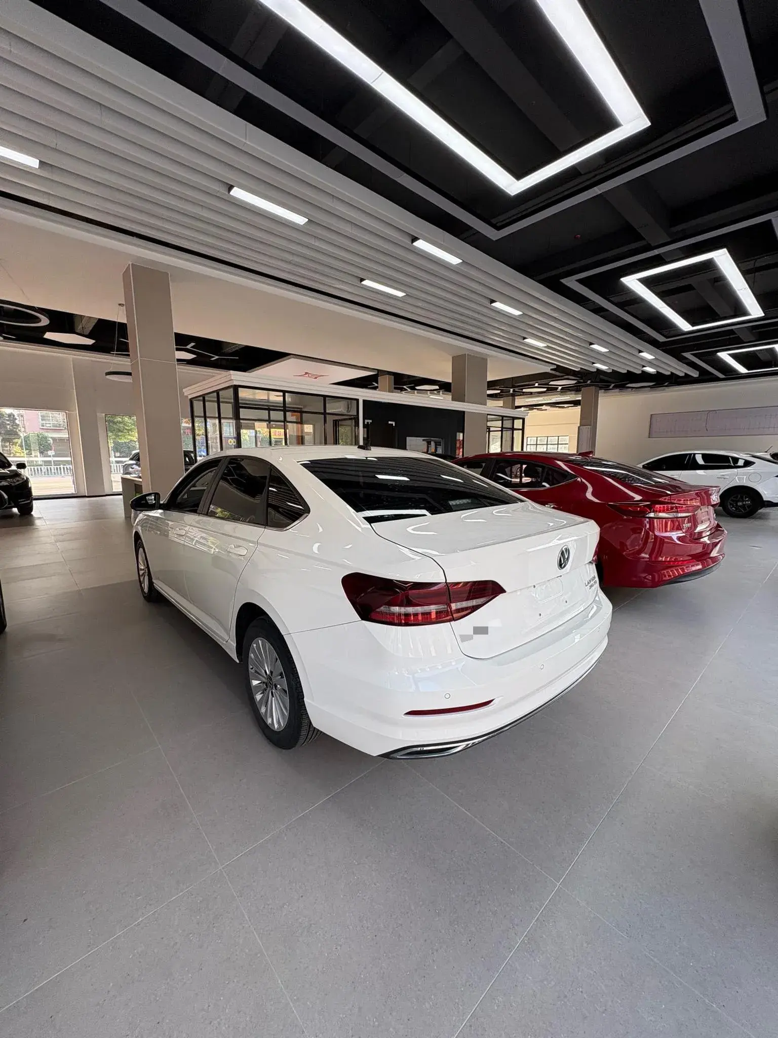 2021 VOLKSWAGEN LAVIDA thumbnail 3