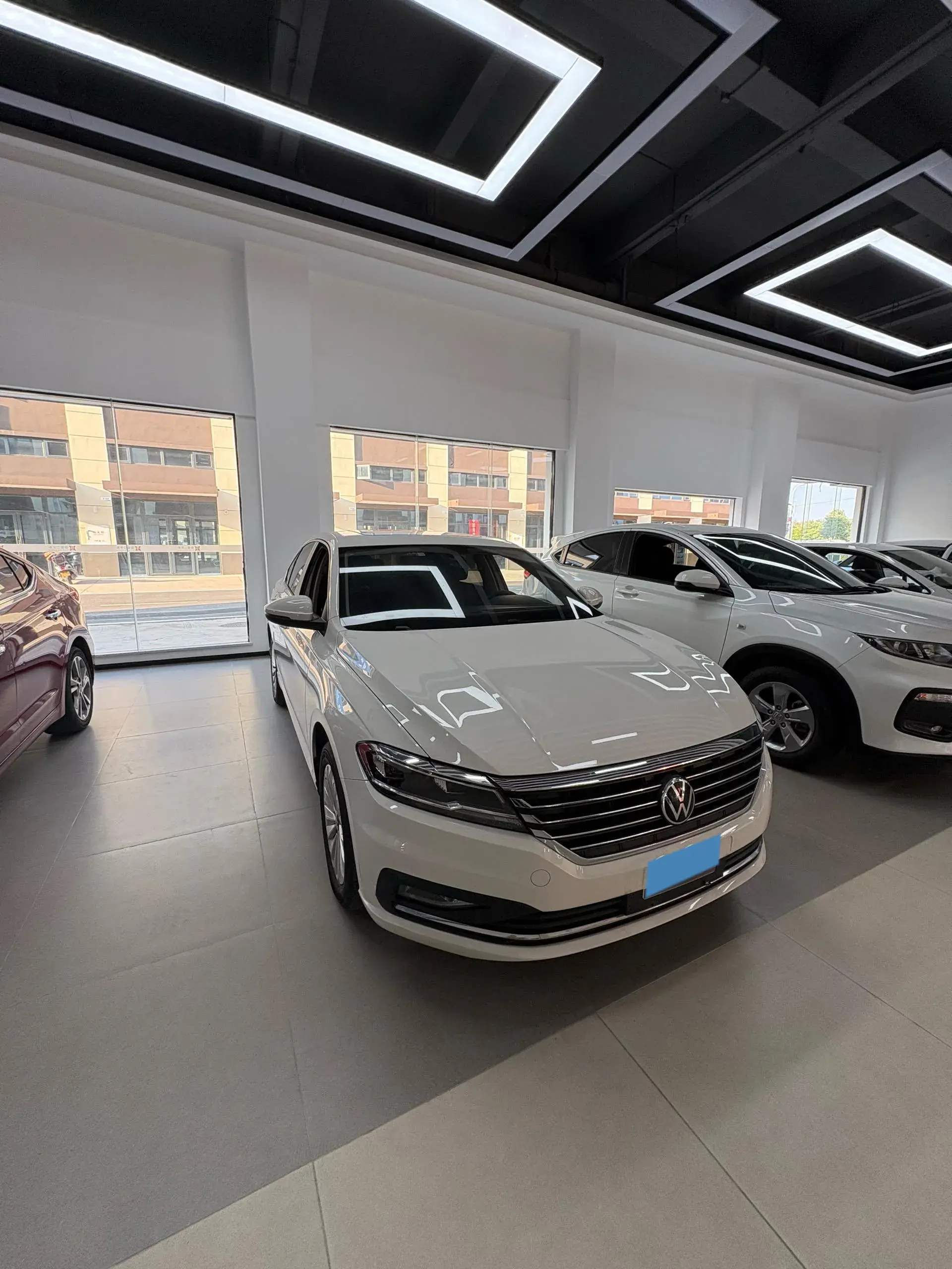 2021 VOLKSWAGEN LAVIDA thumbnail 4