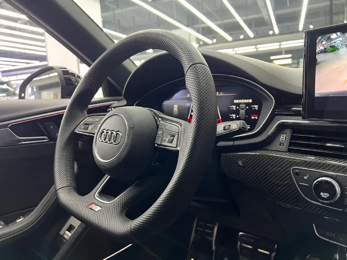 2021 Audi RS 4 2.9T 450HP V6 8AT,autocango,china used car exporter,china ev exporter,chinese used car exporter,chinese used ev exporter