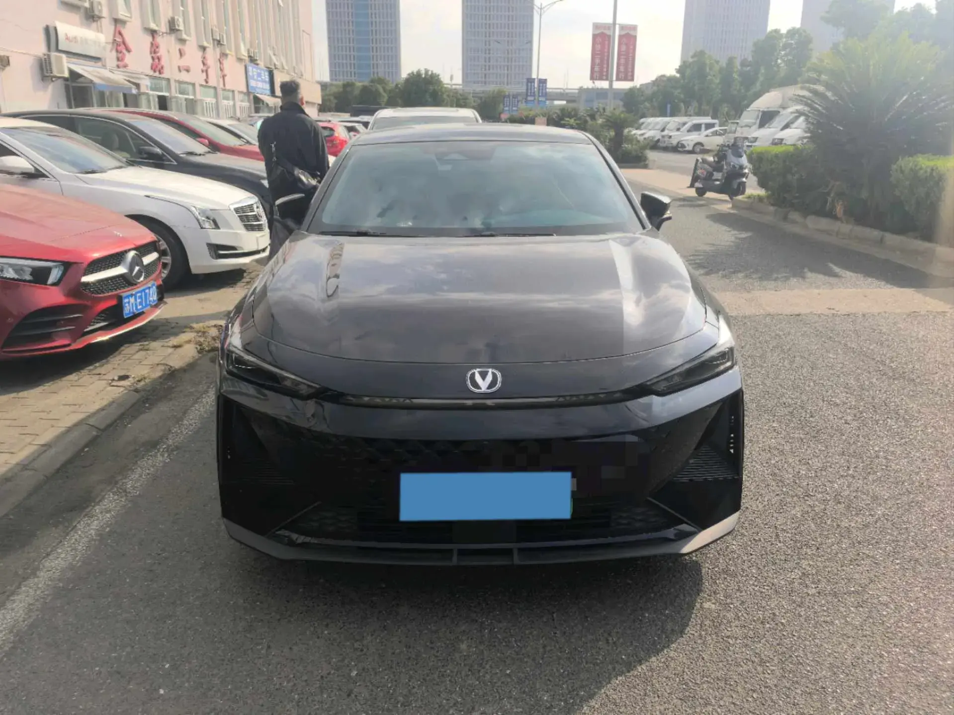 2024 CHANGAN UNI-V thumbnail 2