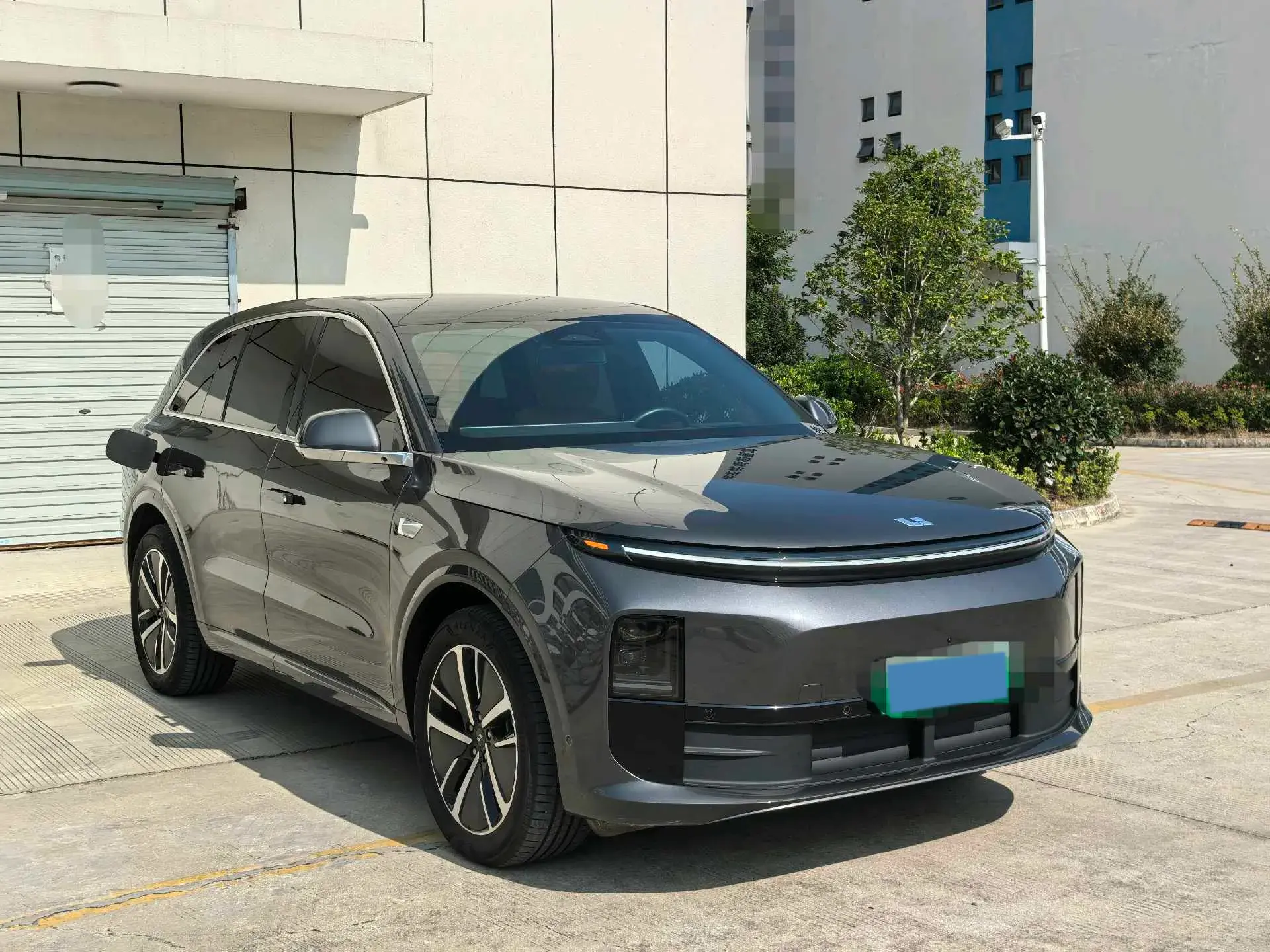 2024 LI L6 thumbnail 3