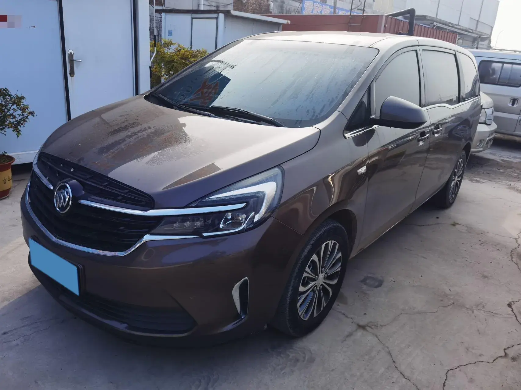 2021 BUICK GL8 view 1