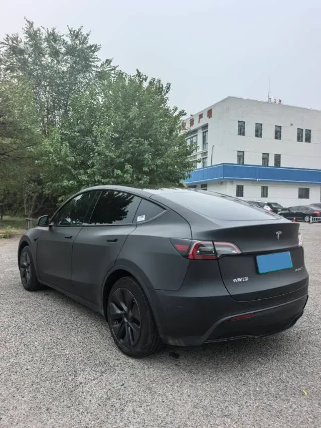 2024 TESLA MODEL thumbnail 3