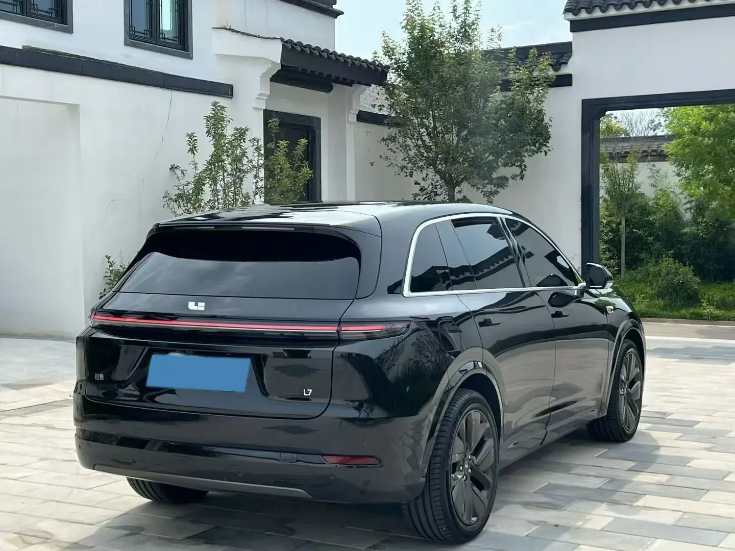 2024 LI L7 thumbnail 4