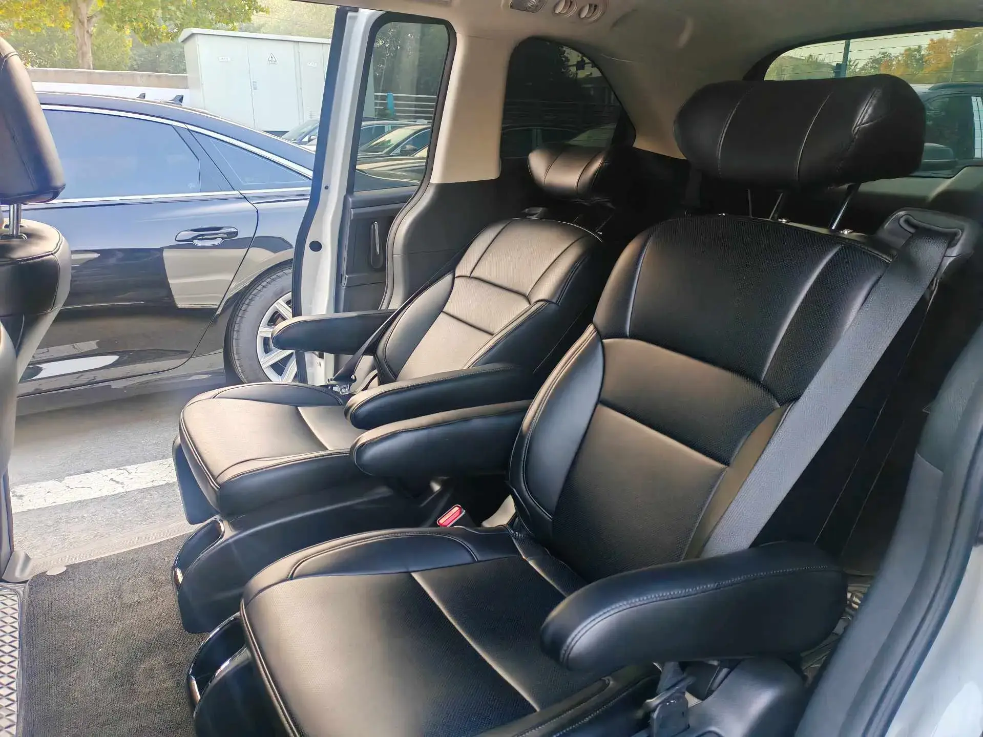 2024 HONDA ODYSSEY thumbnail 4