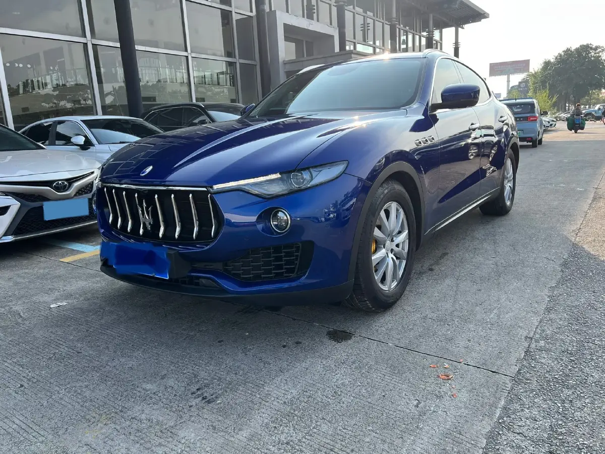 2018 Maserati Levante 3.0T 350HP V6 8AT