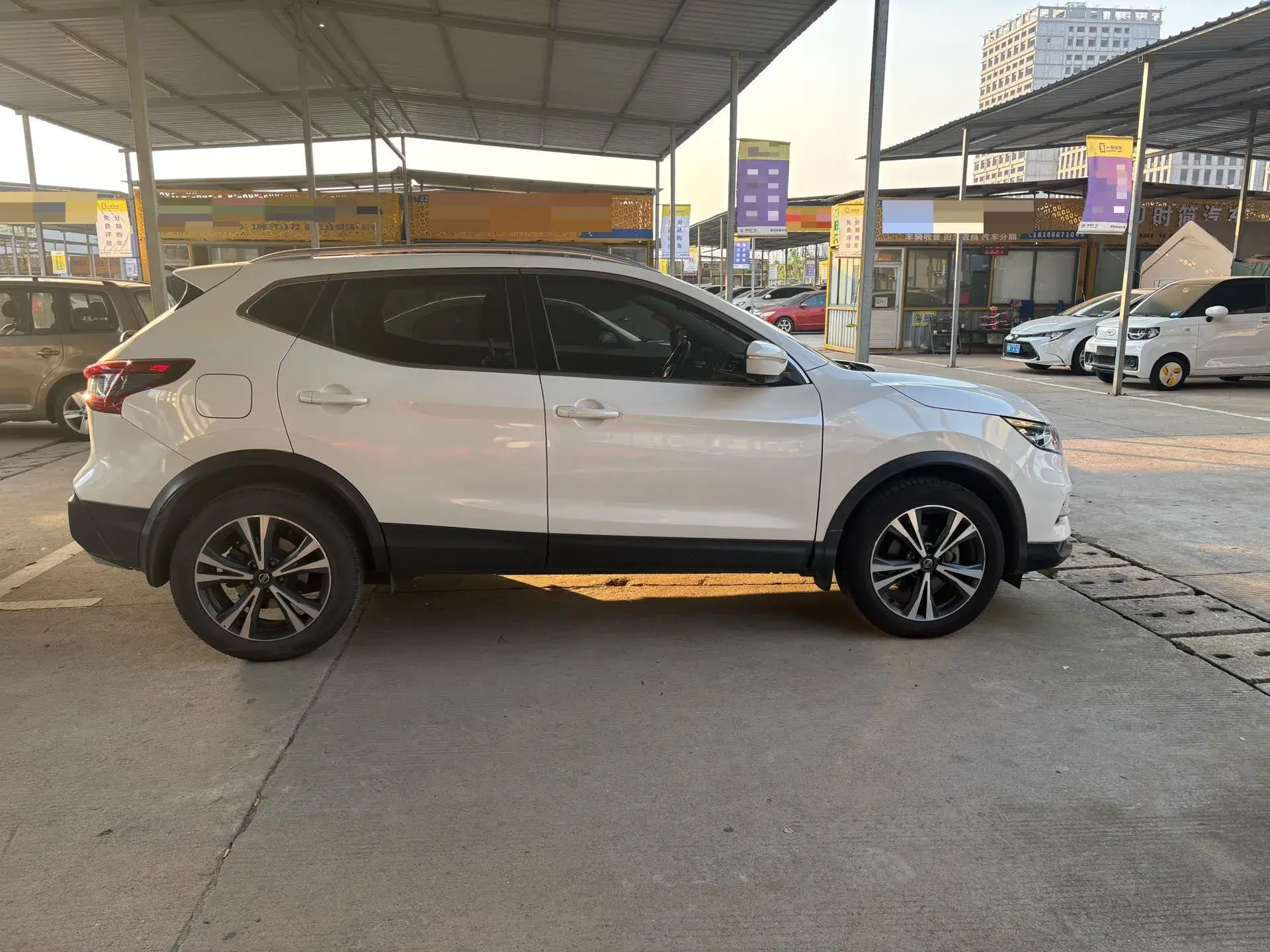 2022 NISSAN QASHQAI thumbnail 4