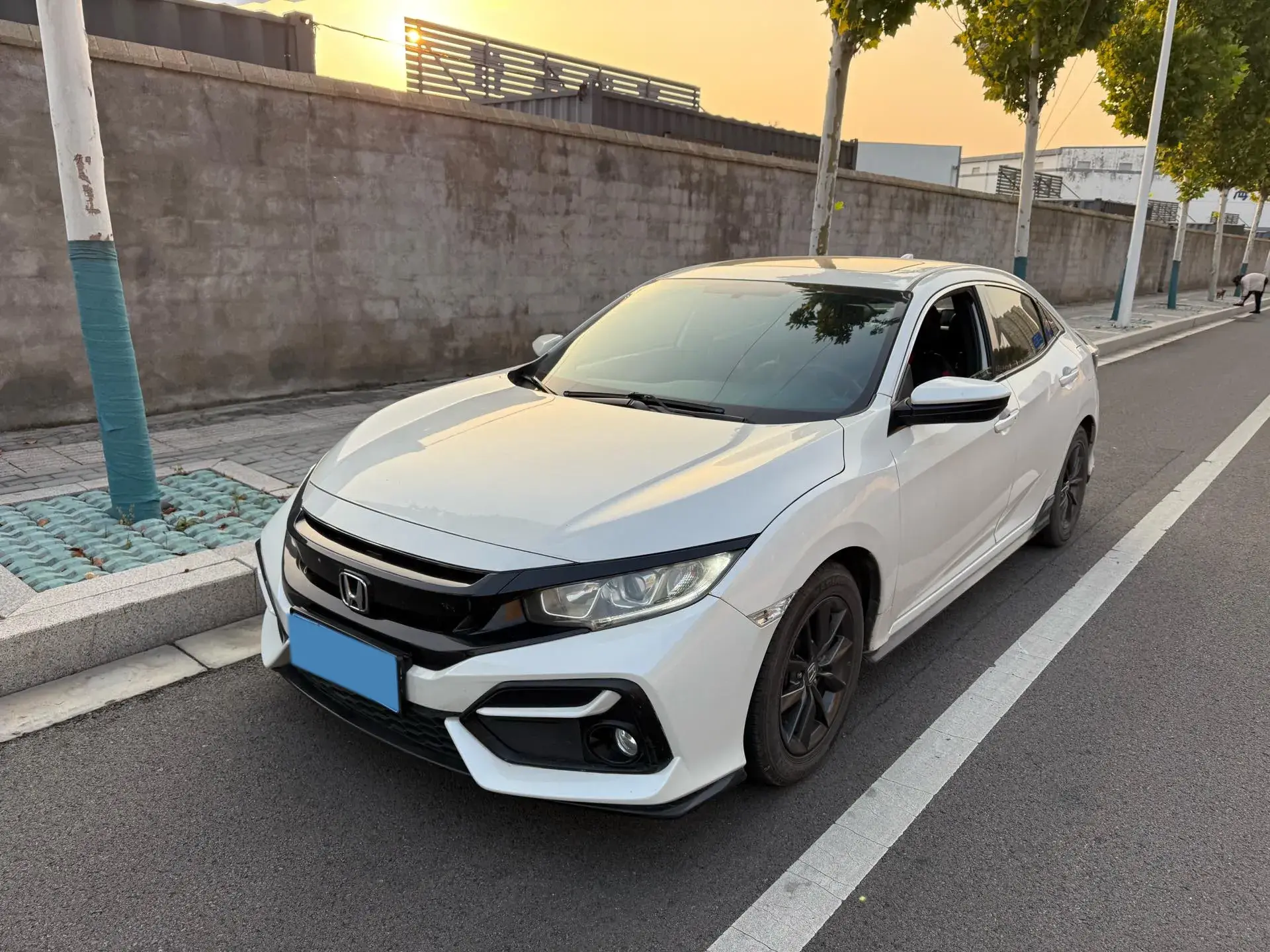 2021 HONDA CIVIC view 1