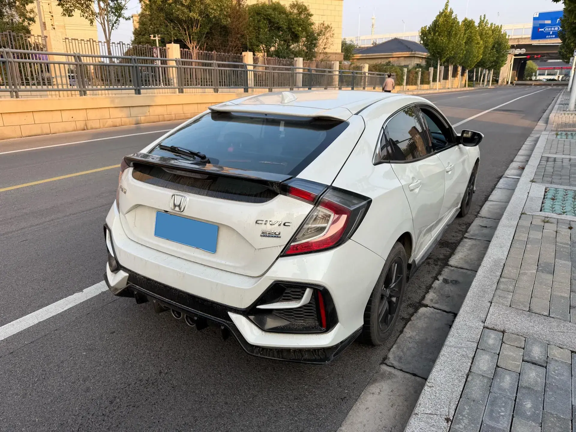 2021 HONDA CIVIC thumbnail 4