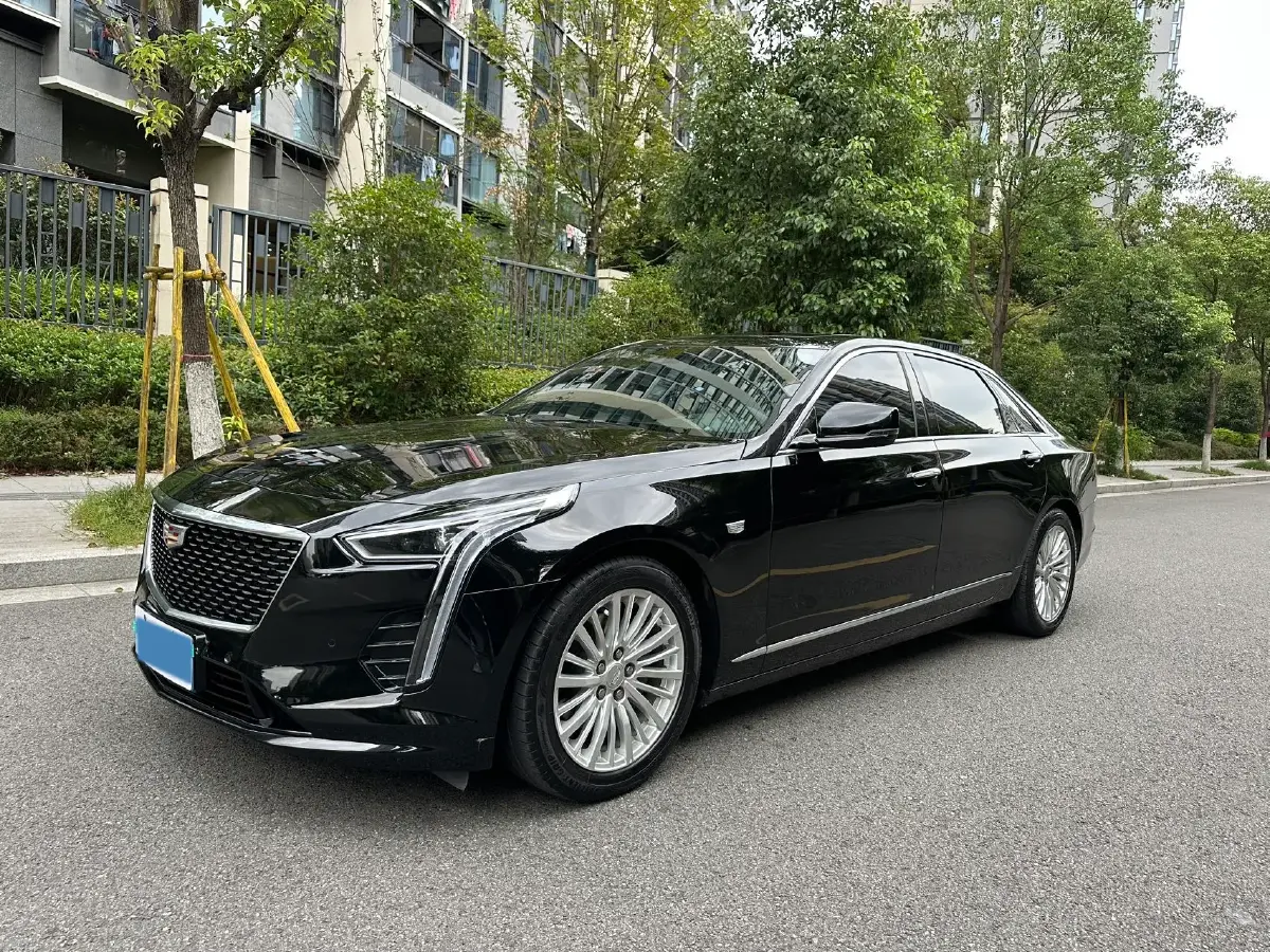 2022 Cadillac CT6 2.0T 237HP L4 10AT