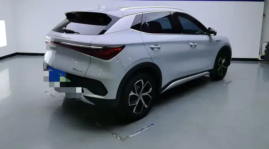 2022 BYD YUAN thumbnail 2