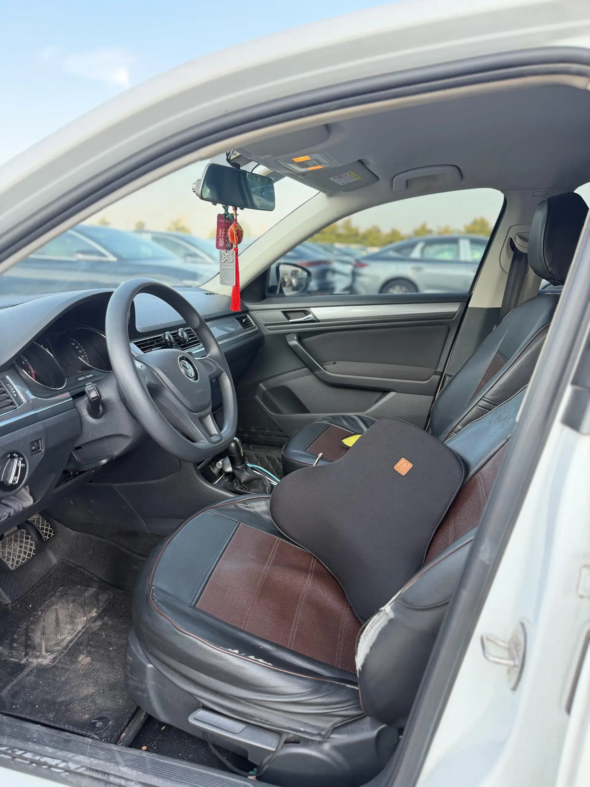 2019 VOLKSWAGEN BORA thumbnail 4