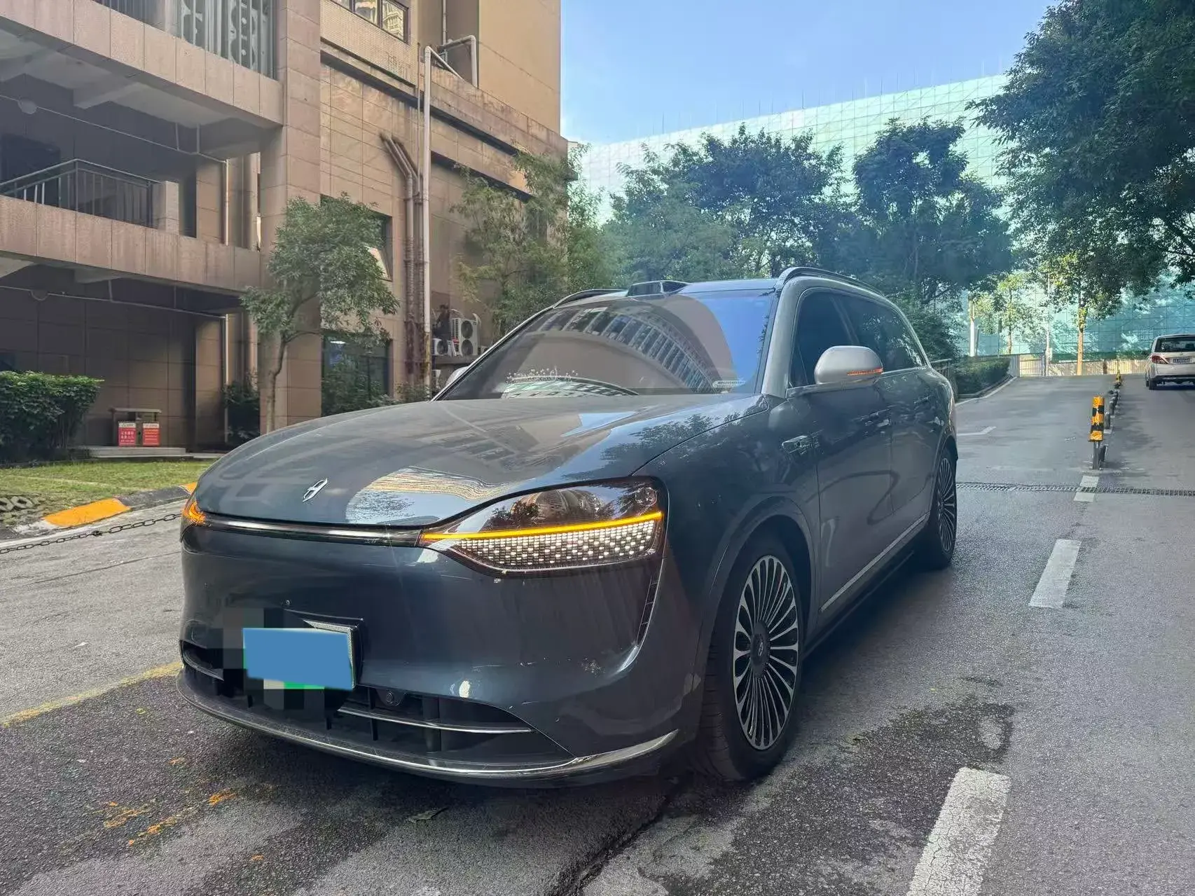 2024 AITO AITO view 1