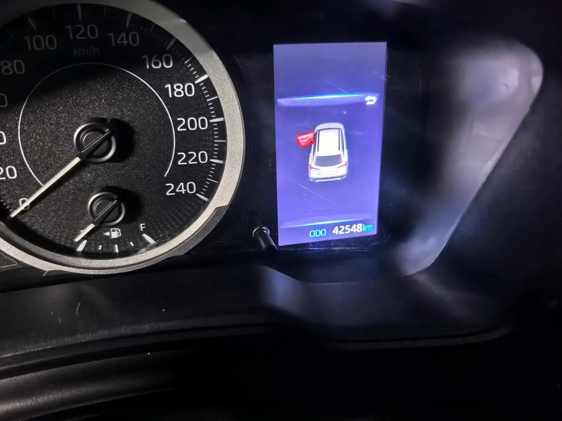 2022 TOYOTA COROLLA thumbnail 3