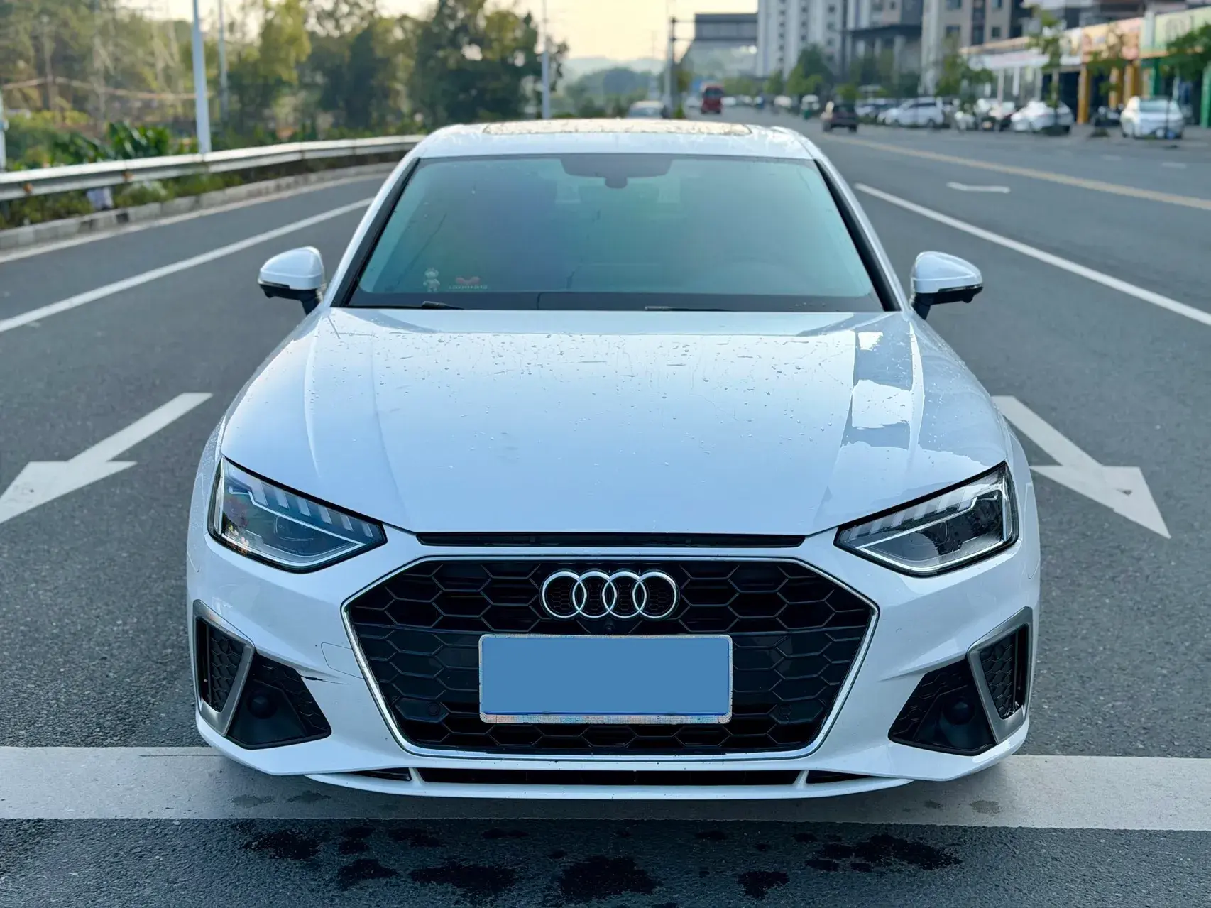 2020 AUDI A4L thumbnail 2