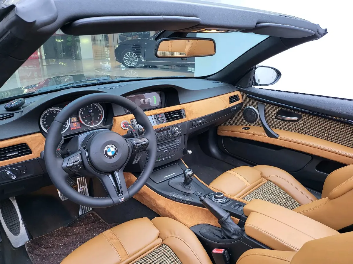 2010 BMW M3 4.0L 420HP V8 7DCT,autocango,china used car exporter,china ev exporter,chinese used car exporter,chinese used ev exporter