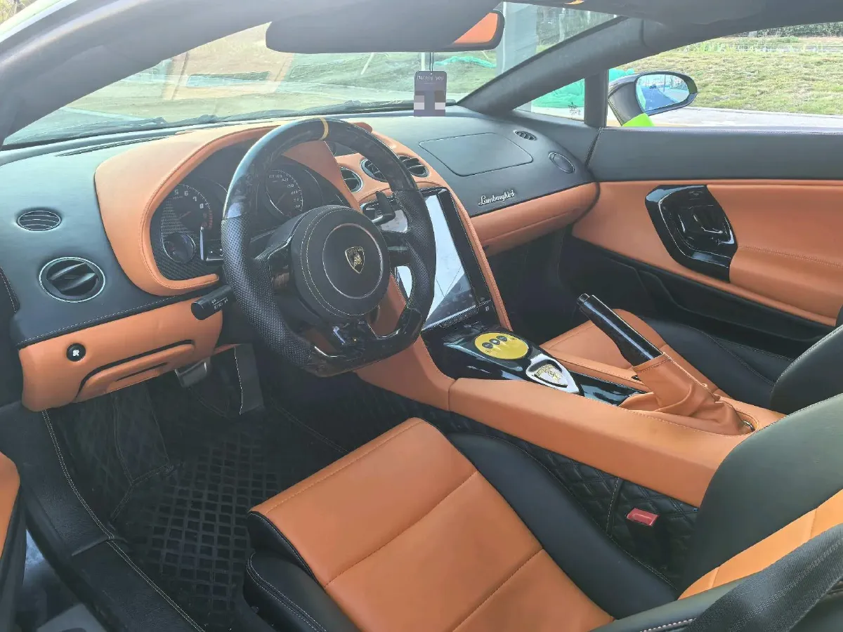 2012 Lamborghini Gallardo 5.2L 560HP V10 6AMT,autocango,china used car exporter,china ev exporter,chinese used car exporter,chinese used ev exporter
