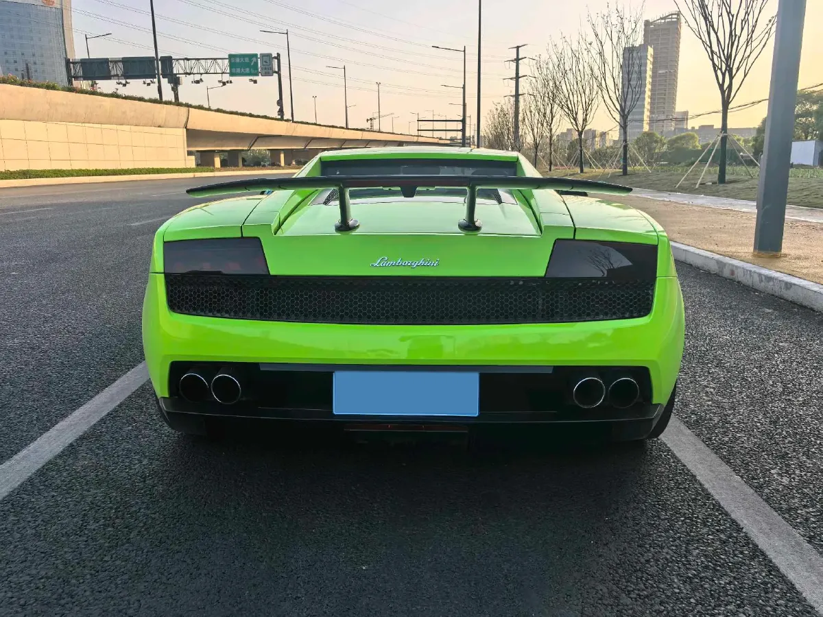 2012 Lamborghini Gallardo 5.2L 560HP V10 6AMT,autocango,china used car exporter,china ev exporter,chinese used car exporter,chinese used ev exporter