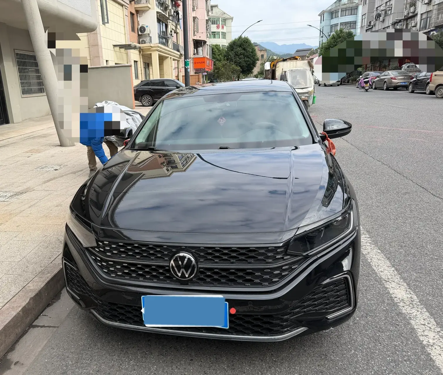 2022 VOLKSWAGEN PASSAT thumbnail 2