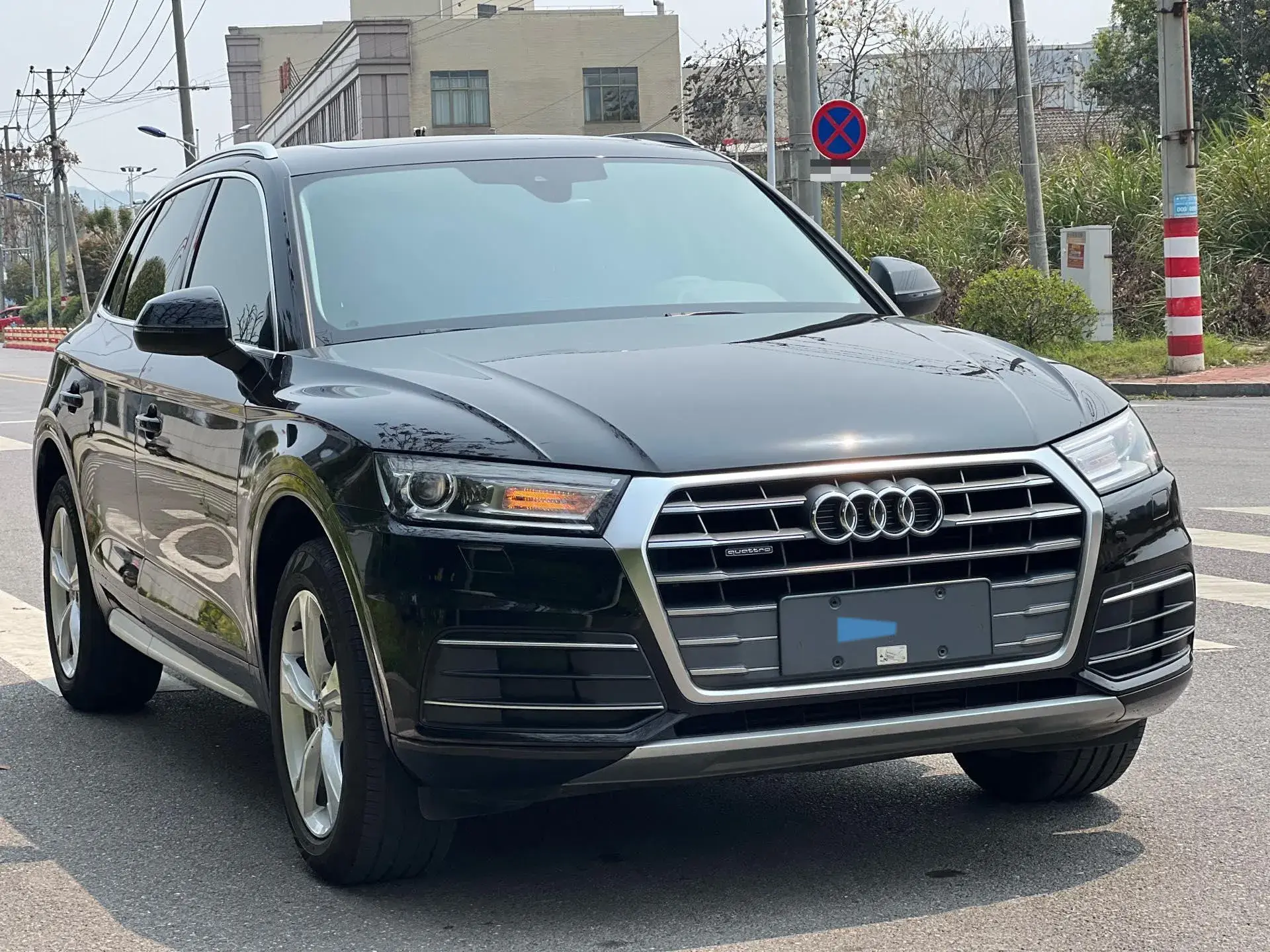 2020 AUDI Q5L thumbnail 3