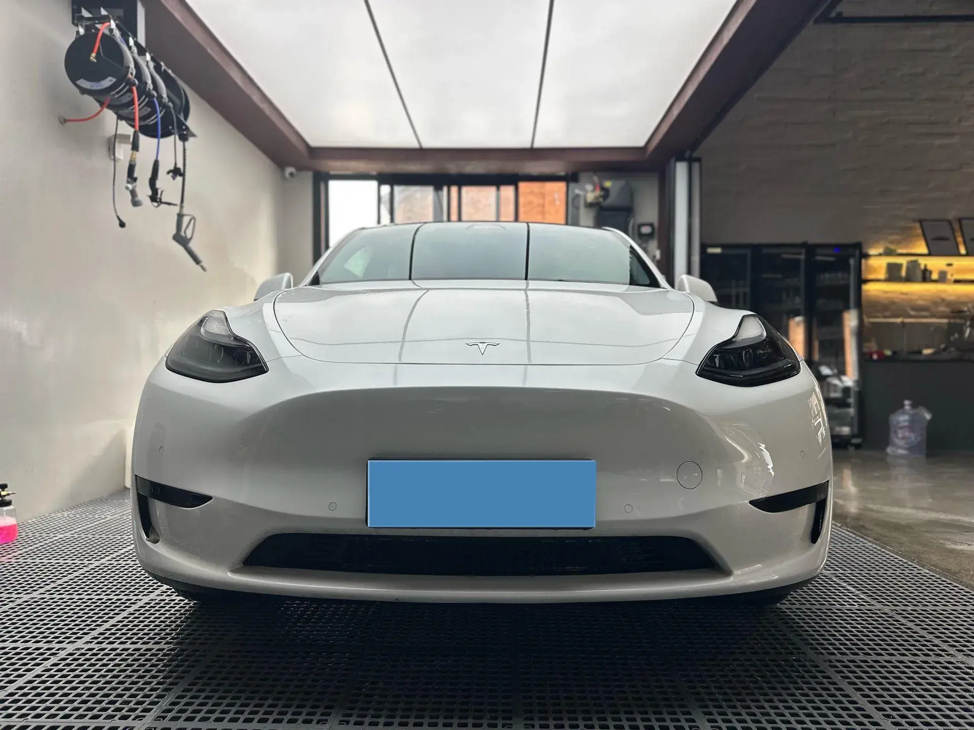 2023 TESLA MODEL thumbnail 2