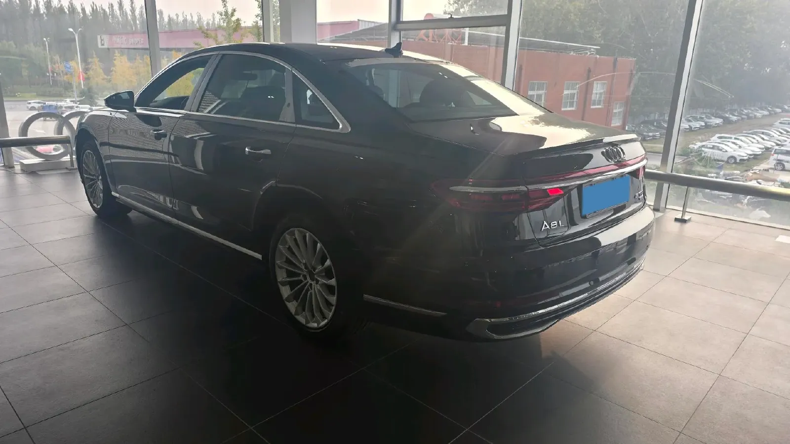 2024 Audi A8 2.0T 265HP L4 8AT,autocango,china used car exporter,china ev exporter,chinese used car exporter,chinese used ev exporter