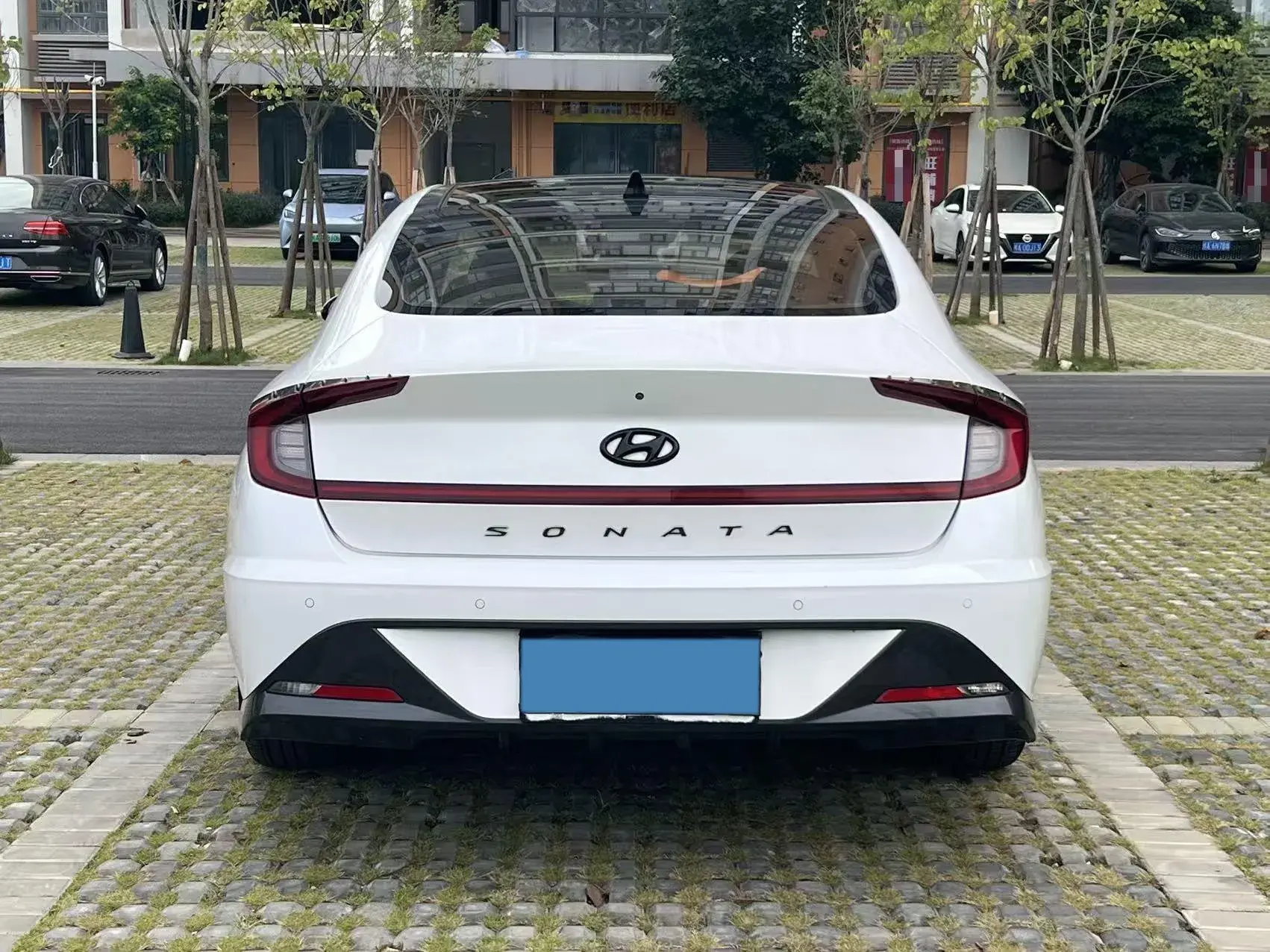 2020 HYUNDAI SONATA thumbnail 4