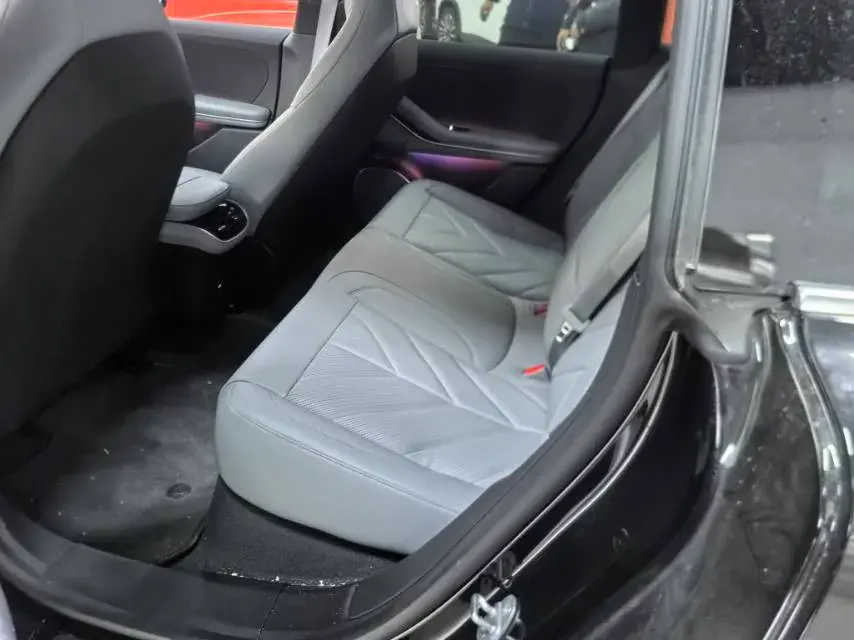 2024 NIO ET5T thumbnail 4