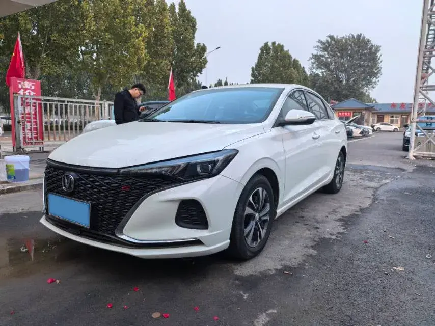 2020 CHANGAN EADO view 1