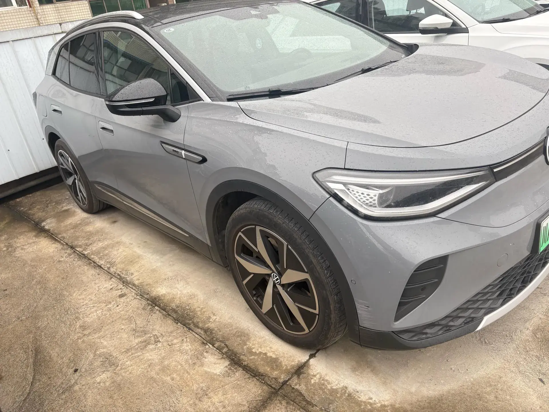 2022 VOLKSWAGEN ID.4 thumbnail 2