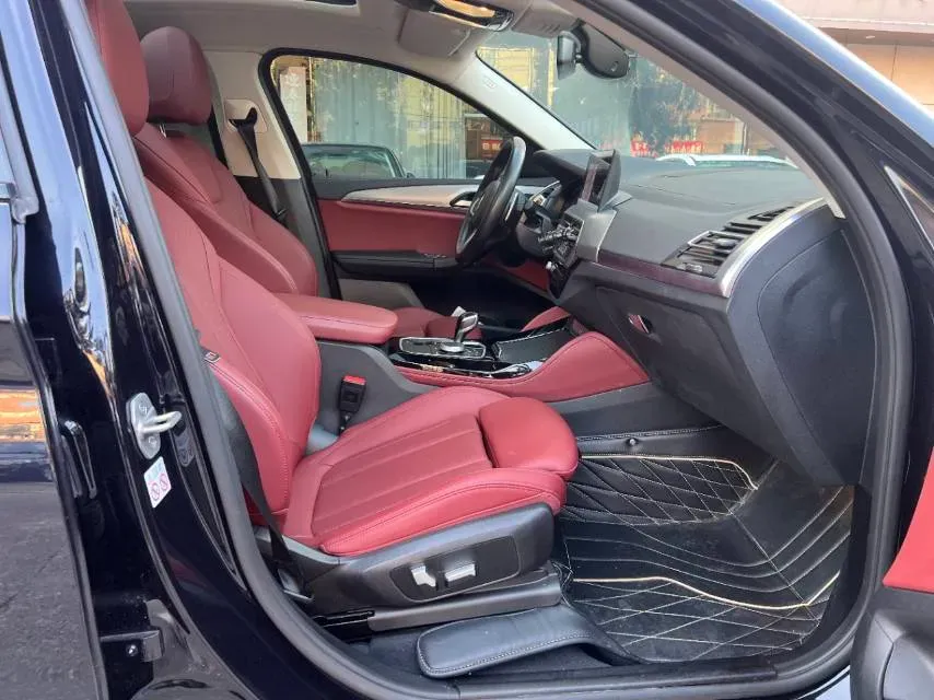 2022 BMW X4 2.0T 245HP L4 8AT,autocango,china used car exporter,china ev exporter,chinese used car exporter,chinese used ev exporter