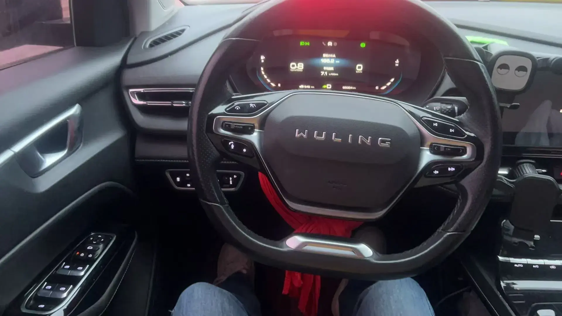 2020 WULING KAIJIE thumbnail 4