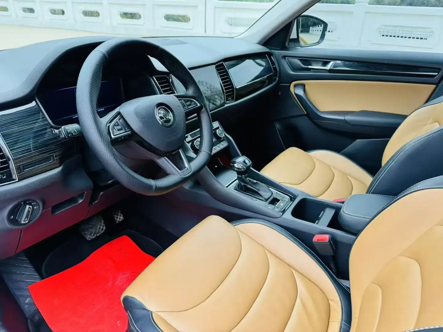 2019 SKODA KODIAK thumbnail 4