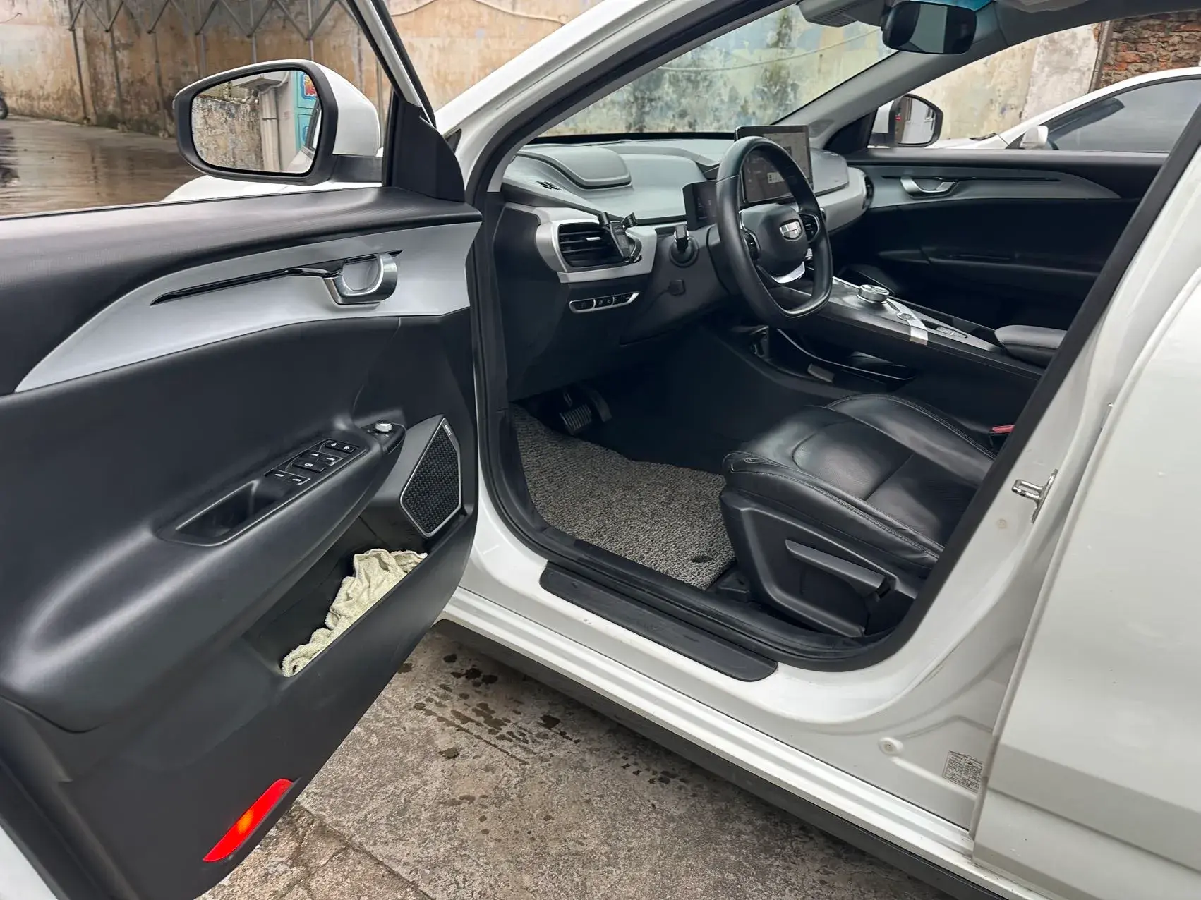 2019 GEOMETRY A thumbnail 4